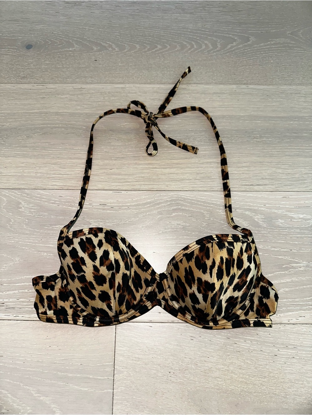 Y2K Victoria’s Secret Leopard halter Padded Bikini Top sz 34B